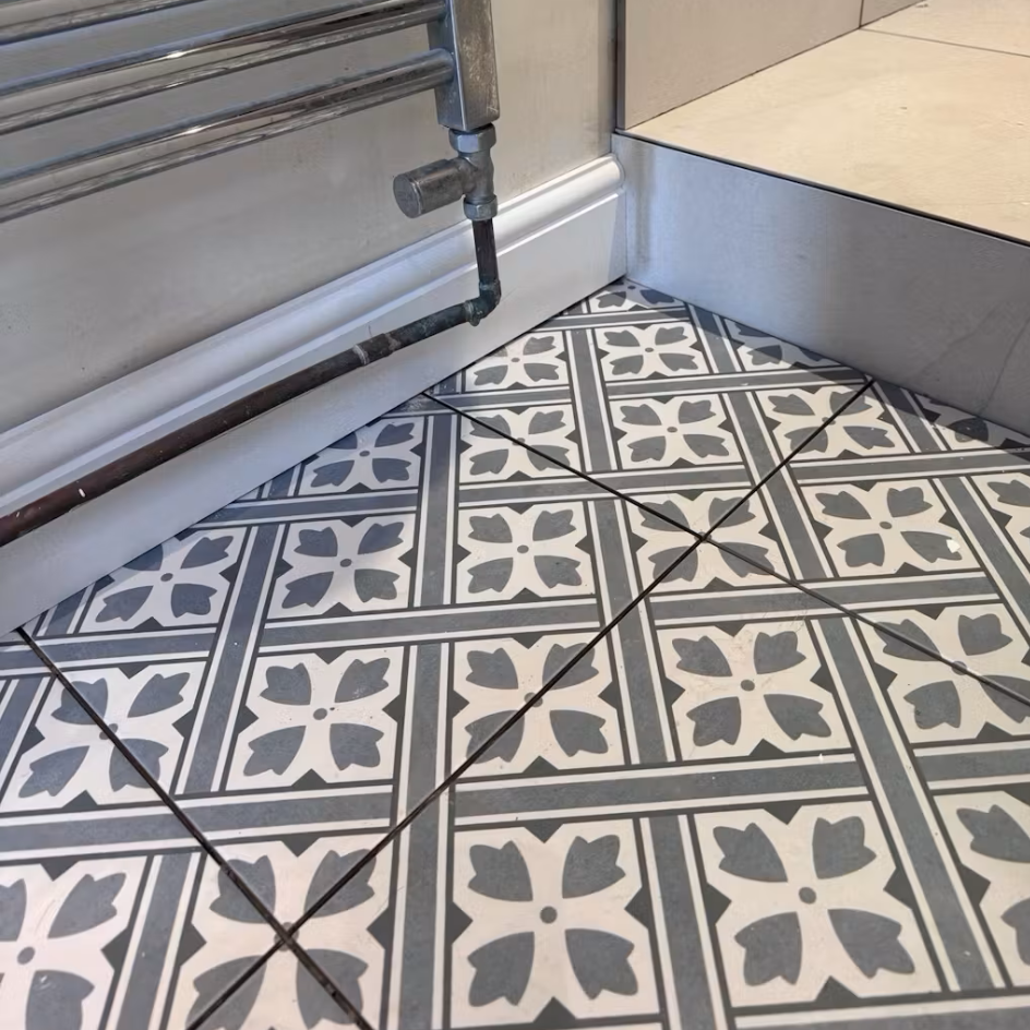 Patterned Blue Decor Porcelain Tile - 330x300mm