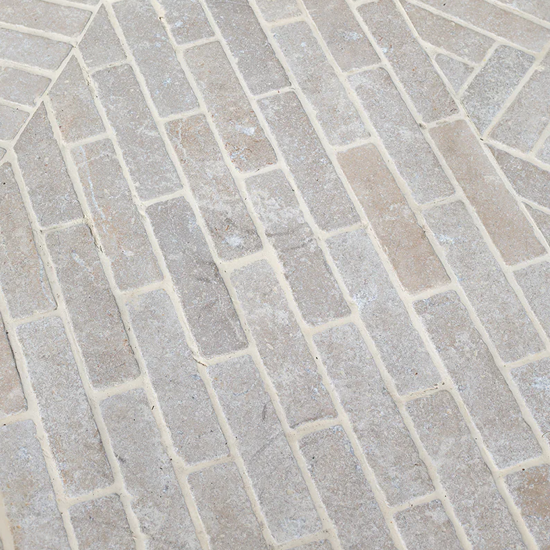 Dijon Pearl Tumbled Limestone Setts 200x50x50mm