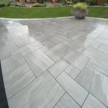 Kandla Grey Outdoor Porcelain Paving Slabs - Mix Size