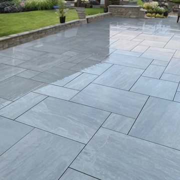 Kandla Grey Outdoor Porcelain Paving Slabs - Mix Size
