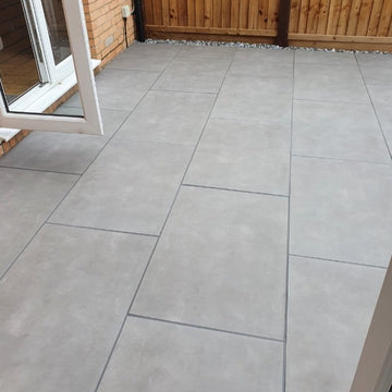 River Grey Outdoor Porcelain Paving Slabs - 900x600x20 mm